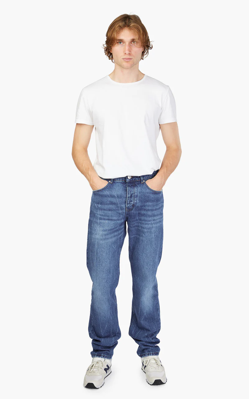 AMI Paris Classic Fit Jeans Used Blue - Image 2