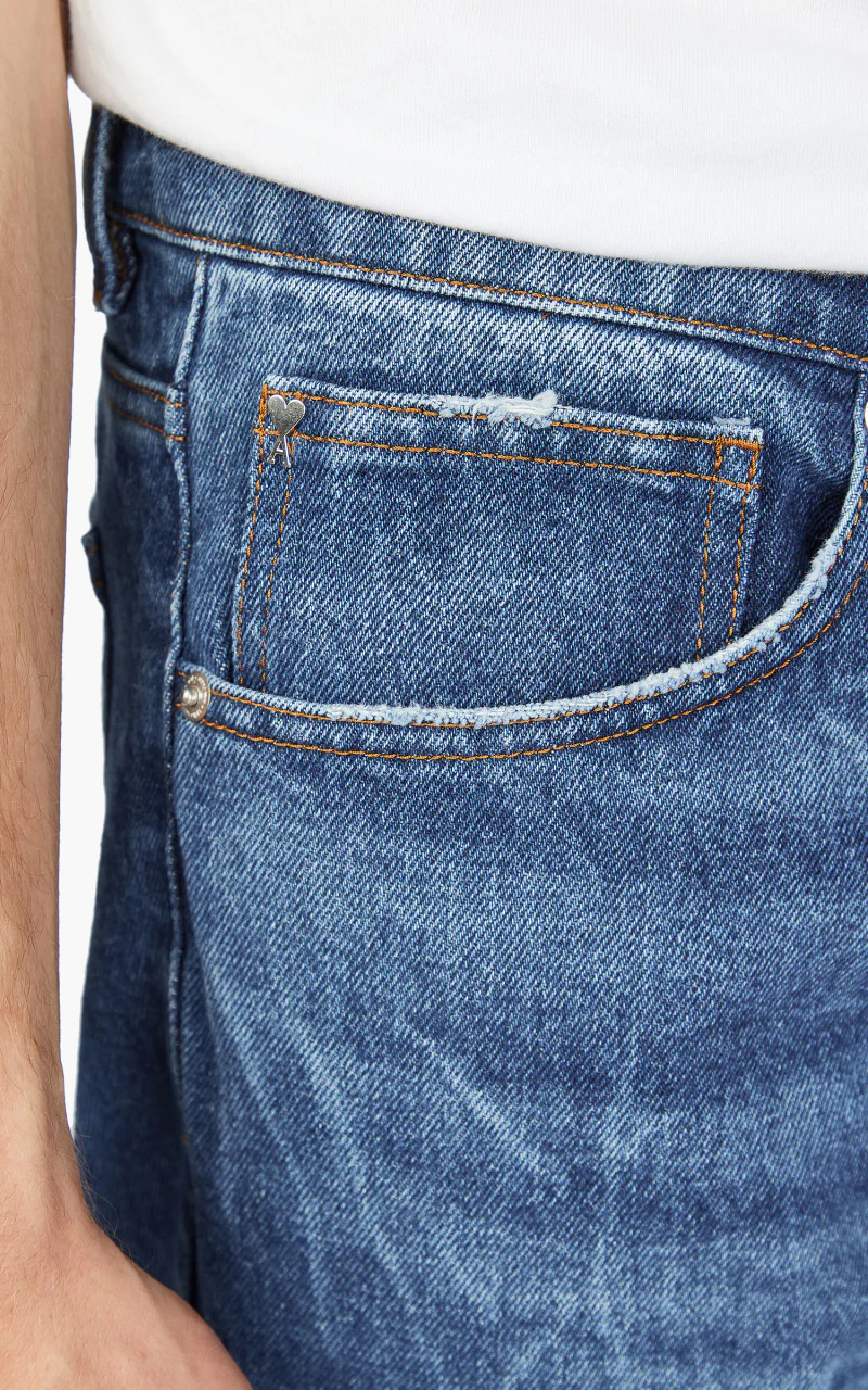 AMI Paris Classic Fit Jeans Used Blue - Image 5