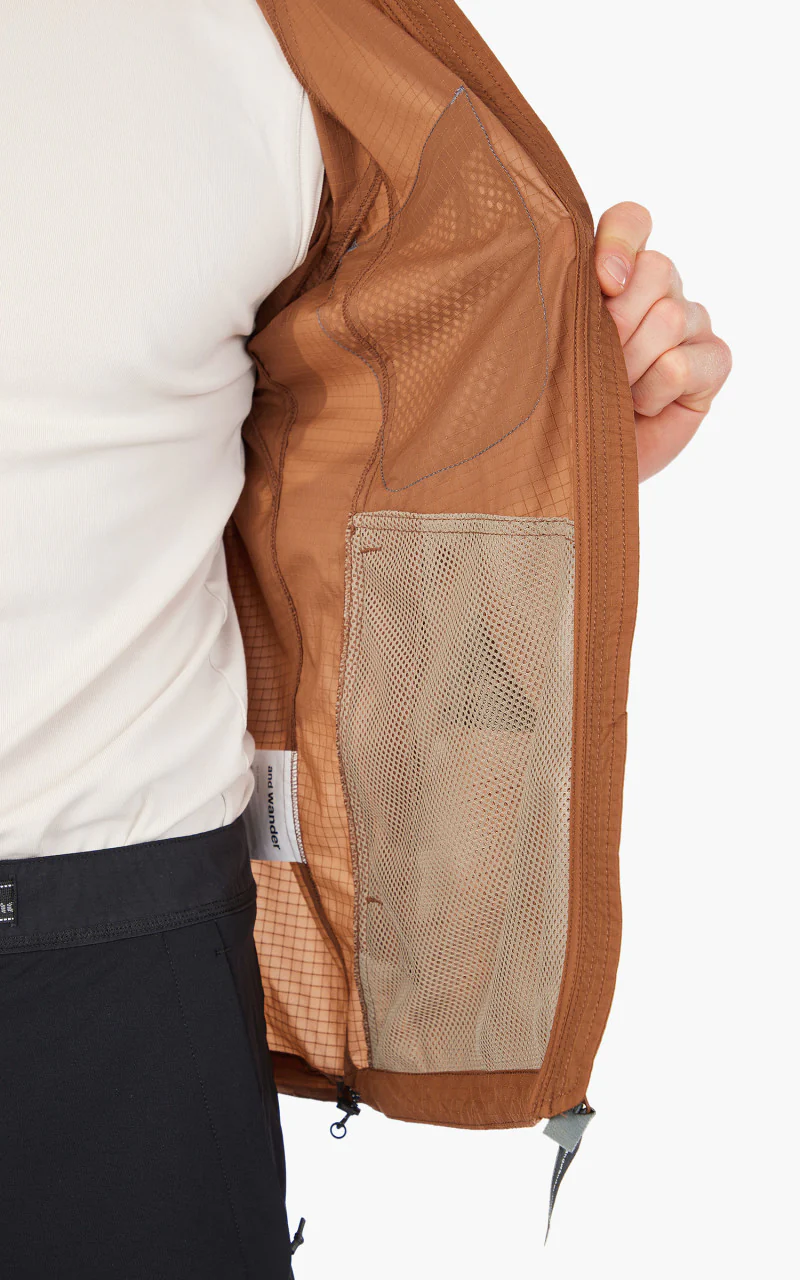 and wander Breath Rip Hoodie Brown - Image 6