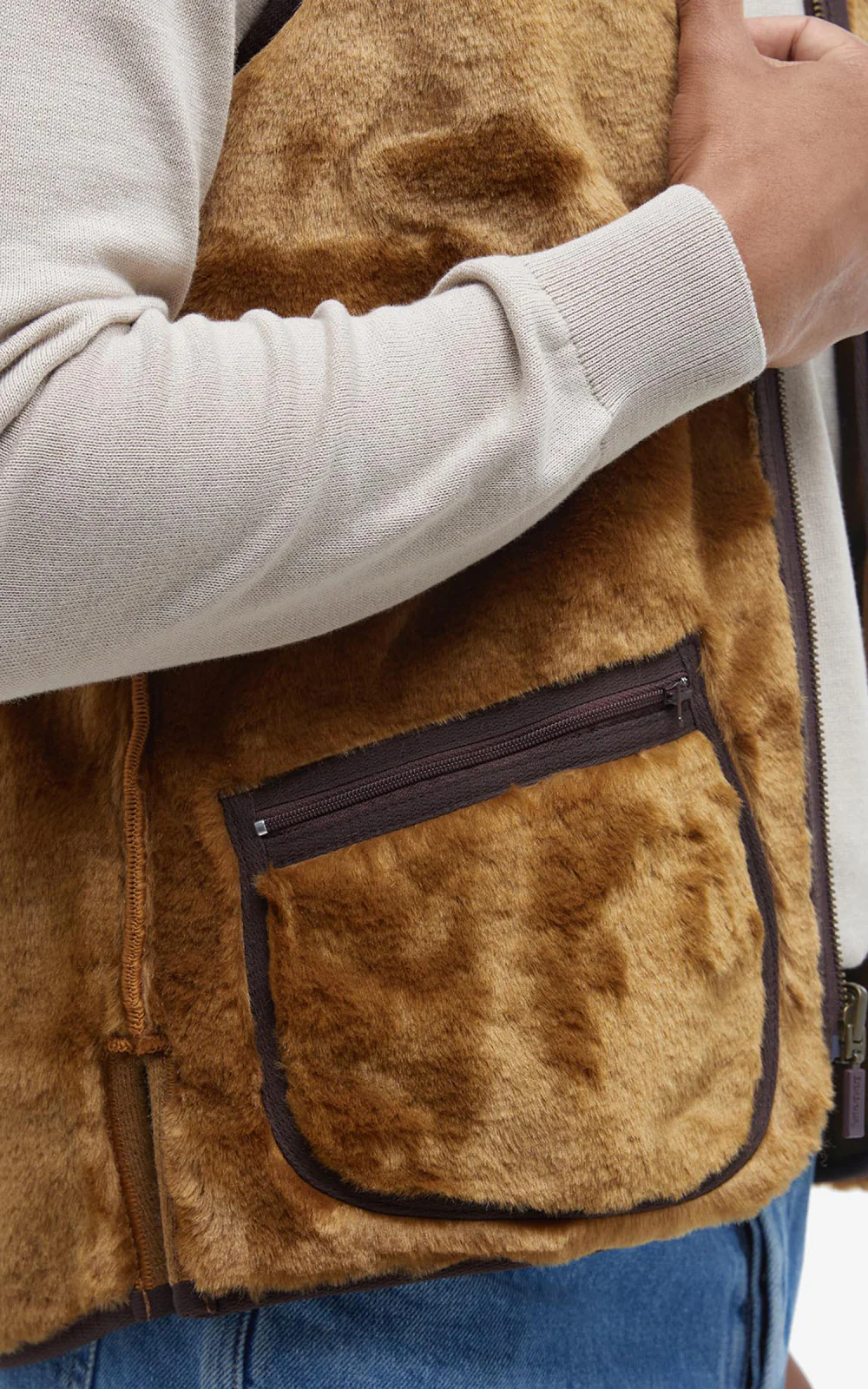 Barbour Liner Warm Pile Brown - Image 5