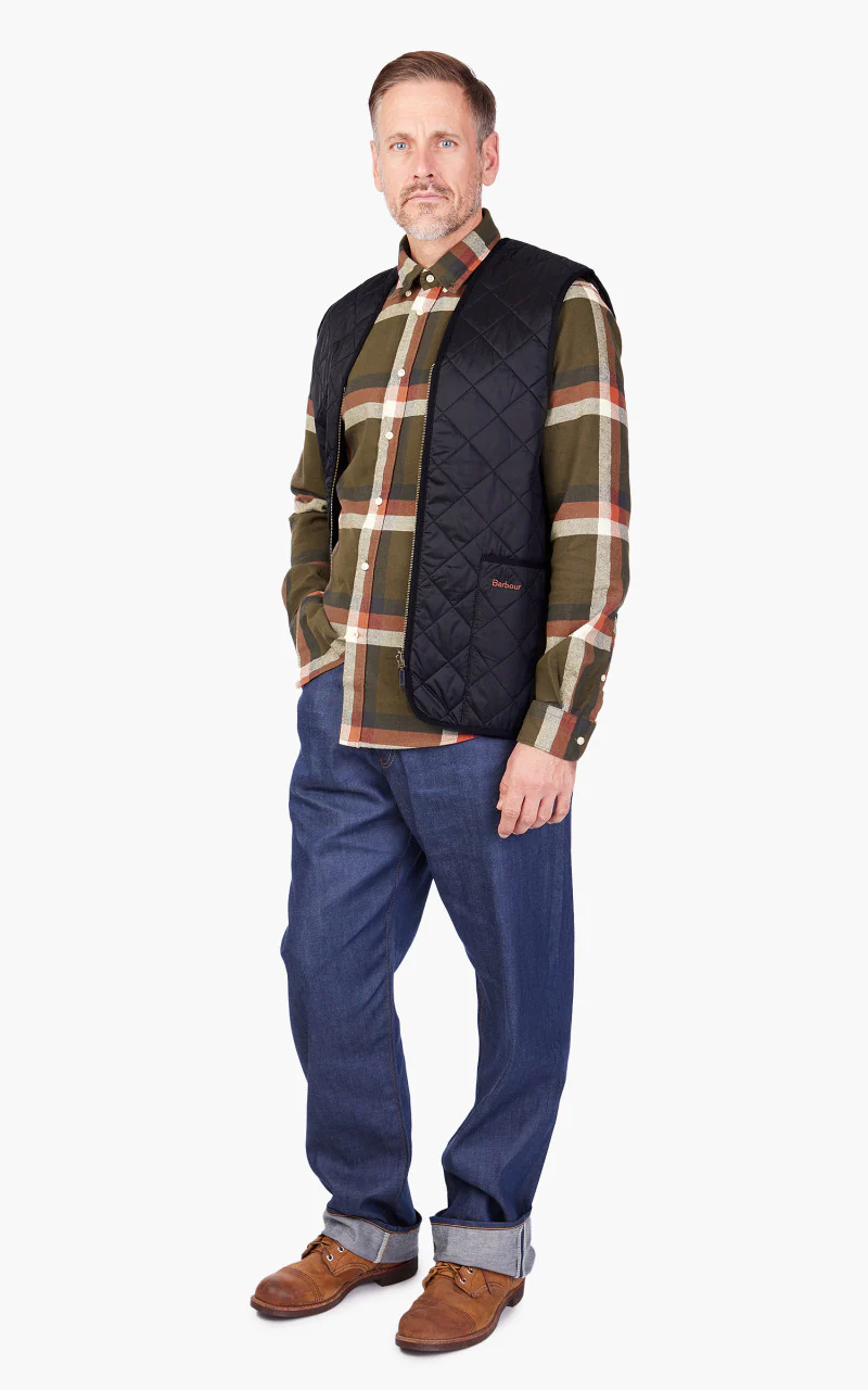 Barbour Quilted Zip Liner Black - Image 4