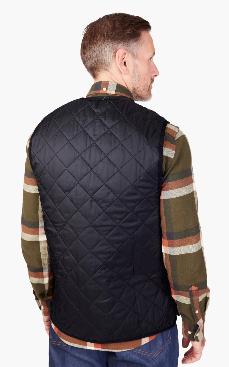Barbour Quilted Zip Liner Black - Image 7
