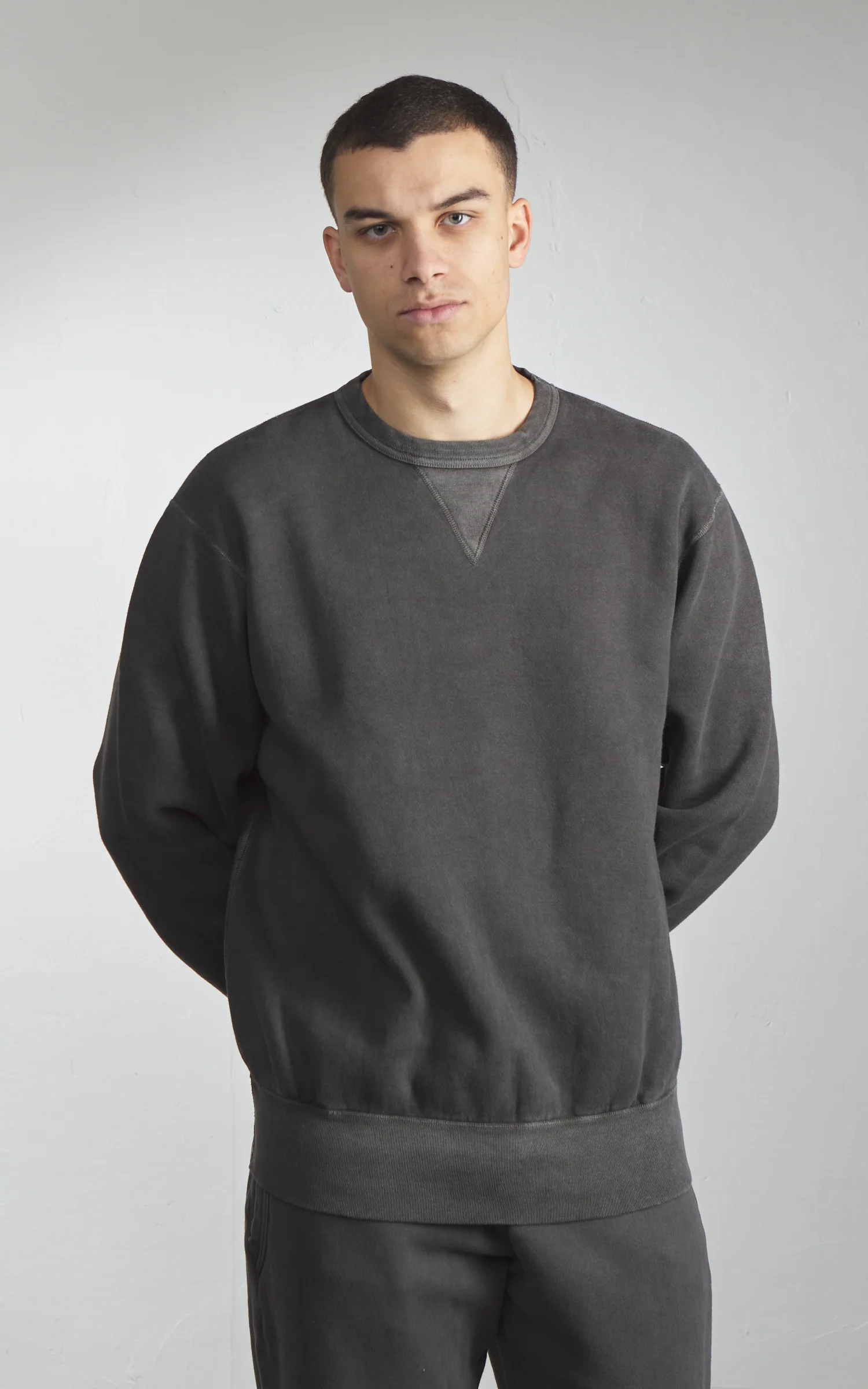 Barns Outfitters BR-3000PG COZUN Double V-Gusset Sweatshirt Black - Image 4