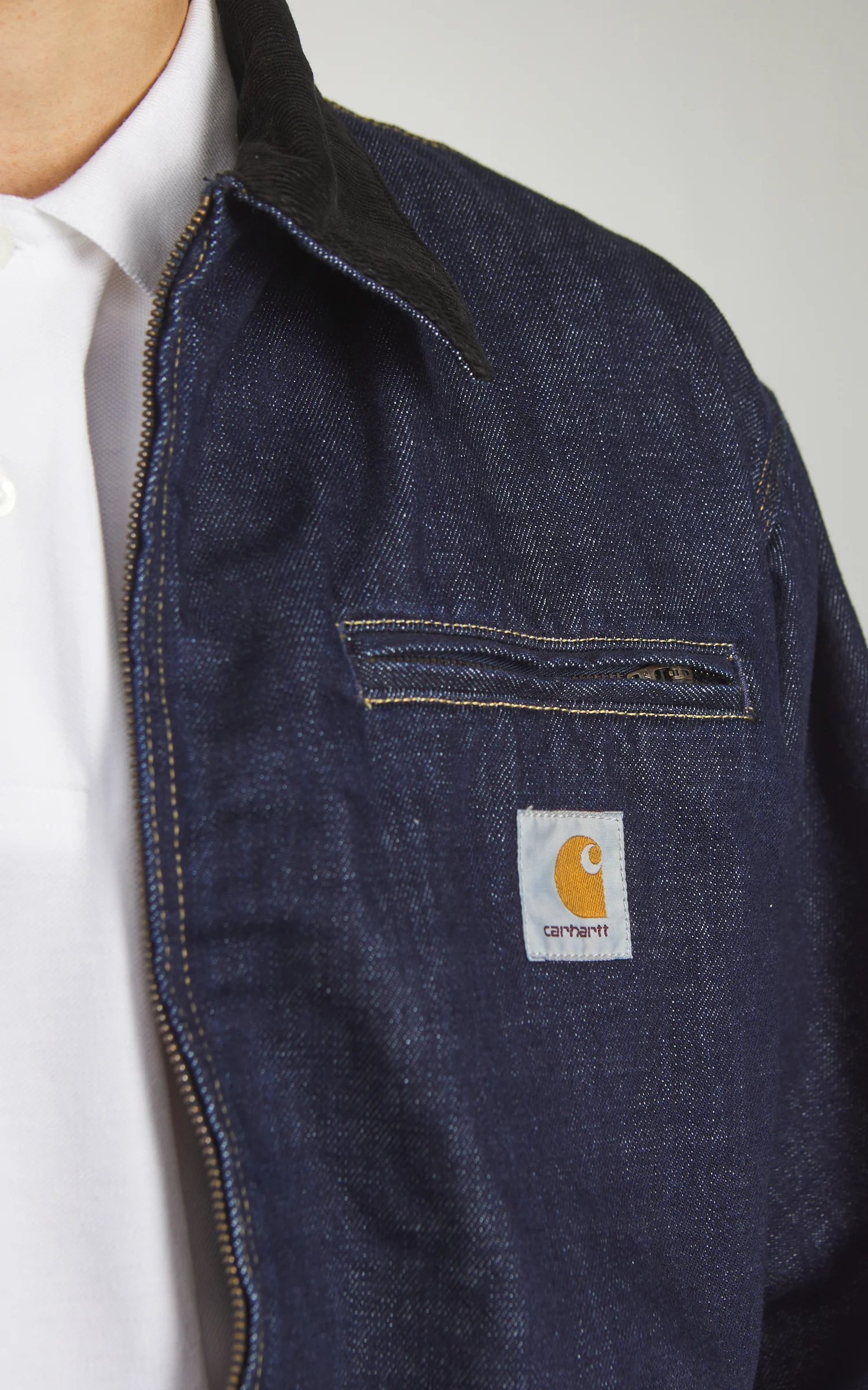 Carhartt WIP OG Detroit Jacket Camano Denim Rinsed Blue/Black - Image 6