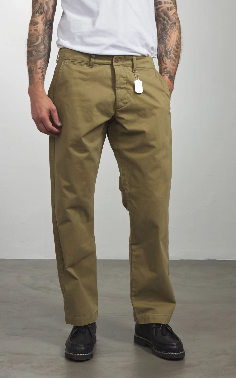 Chesapeake's Officer Chino Pant Gabardine Khaki Green - Image 2