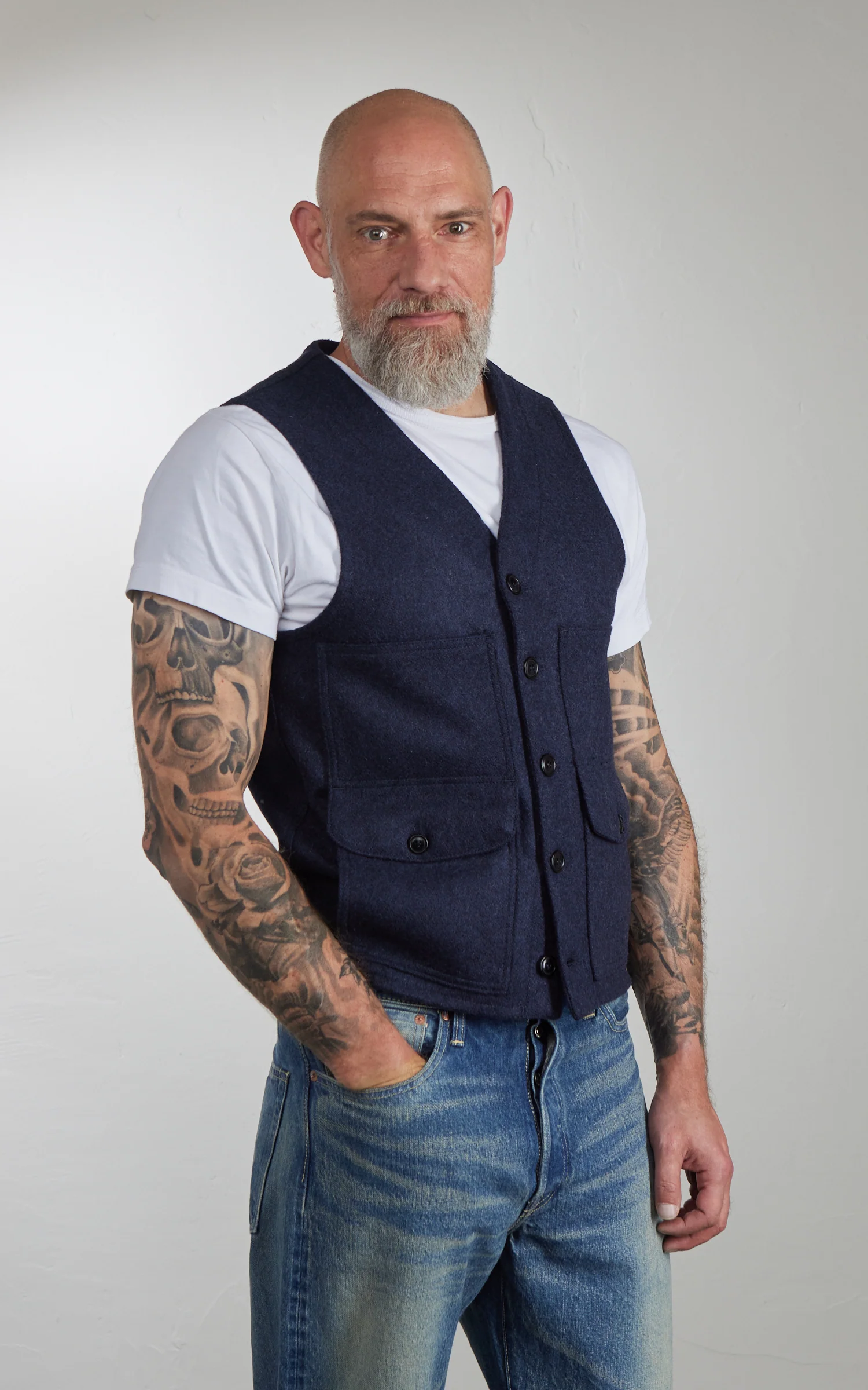 Chesapeake's Oregon Wool Vest Navy Blue - Image 2