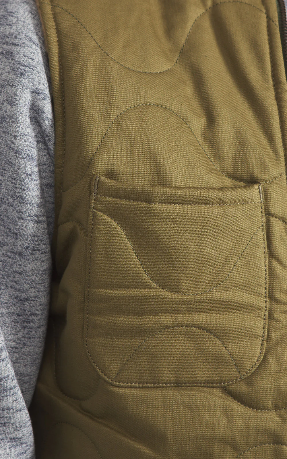 Chesapeake's Seawolf Frogskin Reversible Vest Khaki Green - Image 10