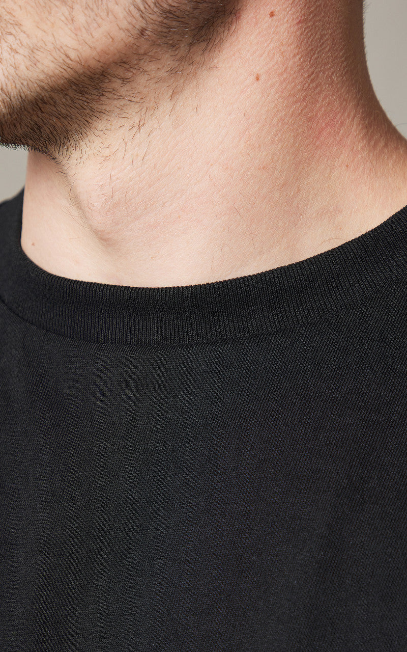 Lot 263 Crew Neck Pocket T-Shirt Black - Image 5