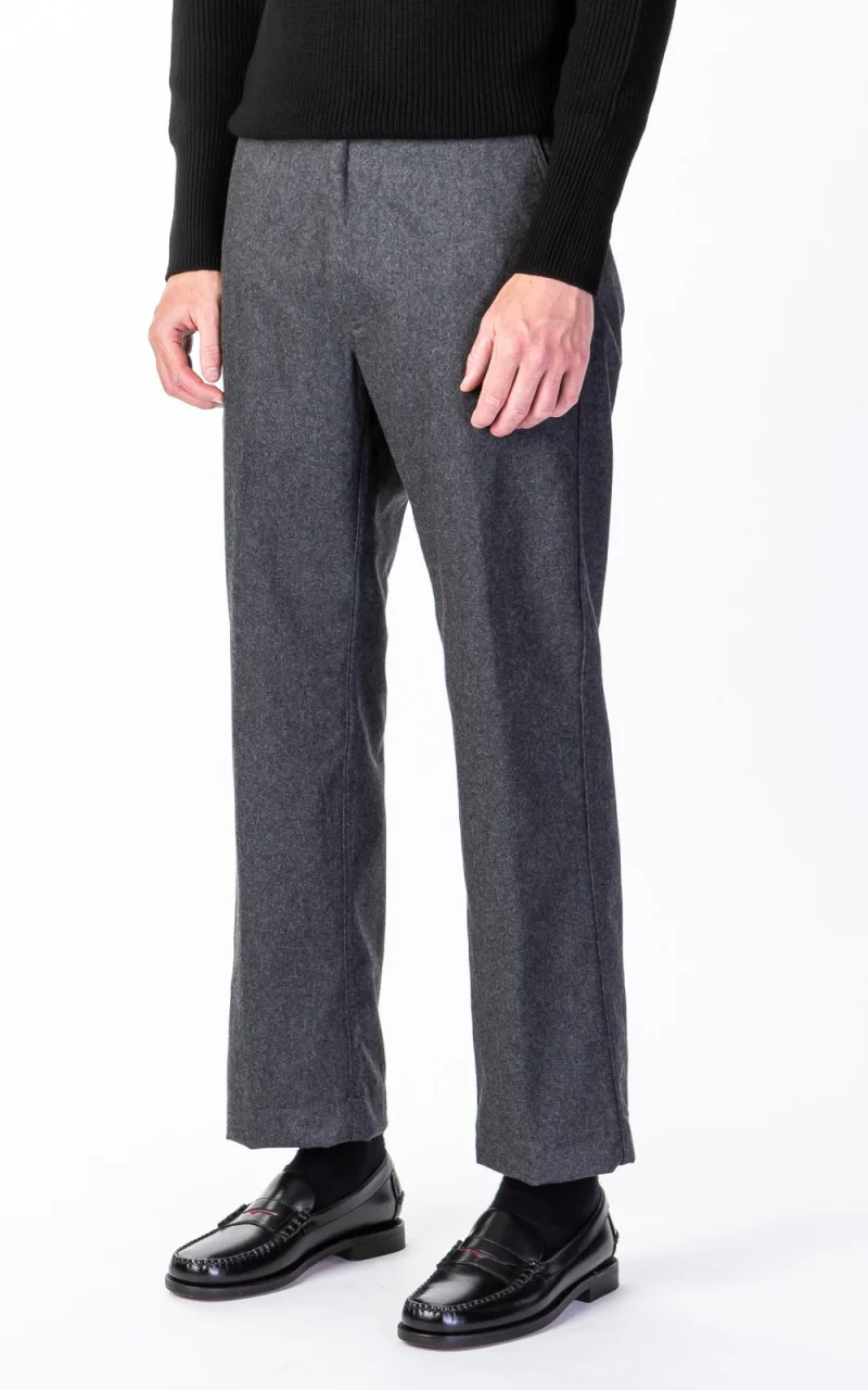 East Harbour Surplus Axel Grey - Image 4
