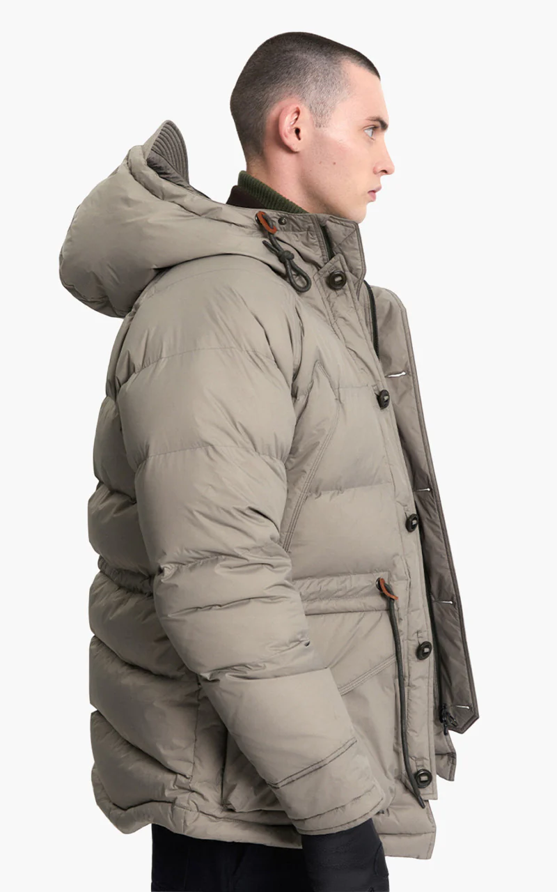 Eastlogue Utility Shield Parka Sand Beige - Image 4