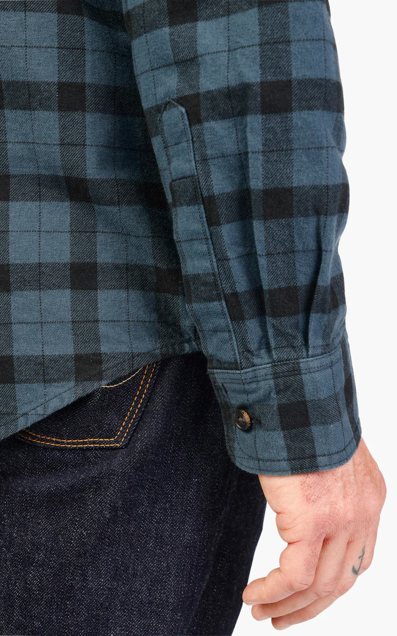 Filson Alaskan Guide Shirt Midnight/Black - Image 6