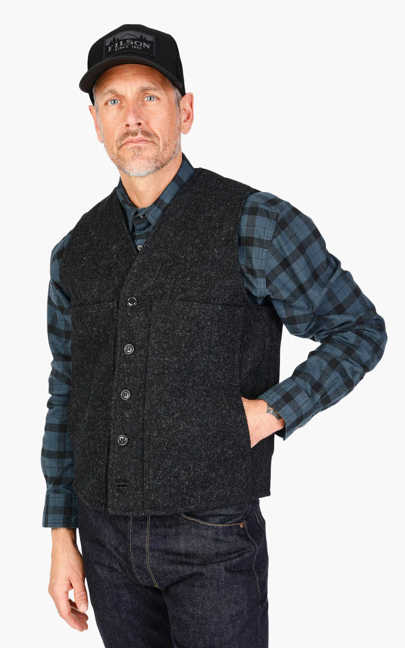 Filson Mackinaw Wool Vest Charcoal - Image 3