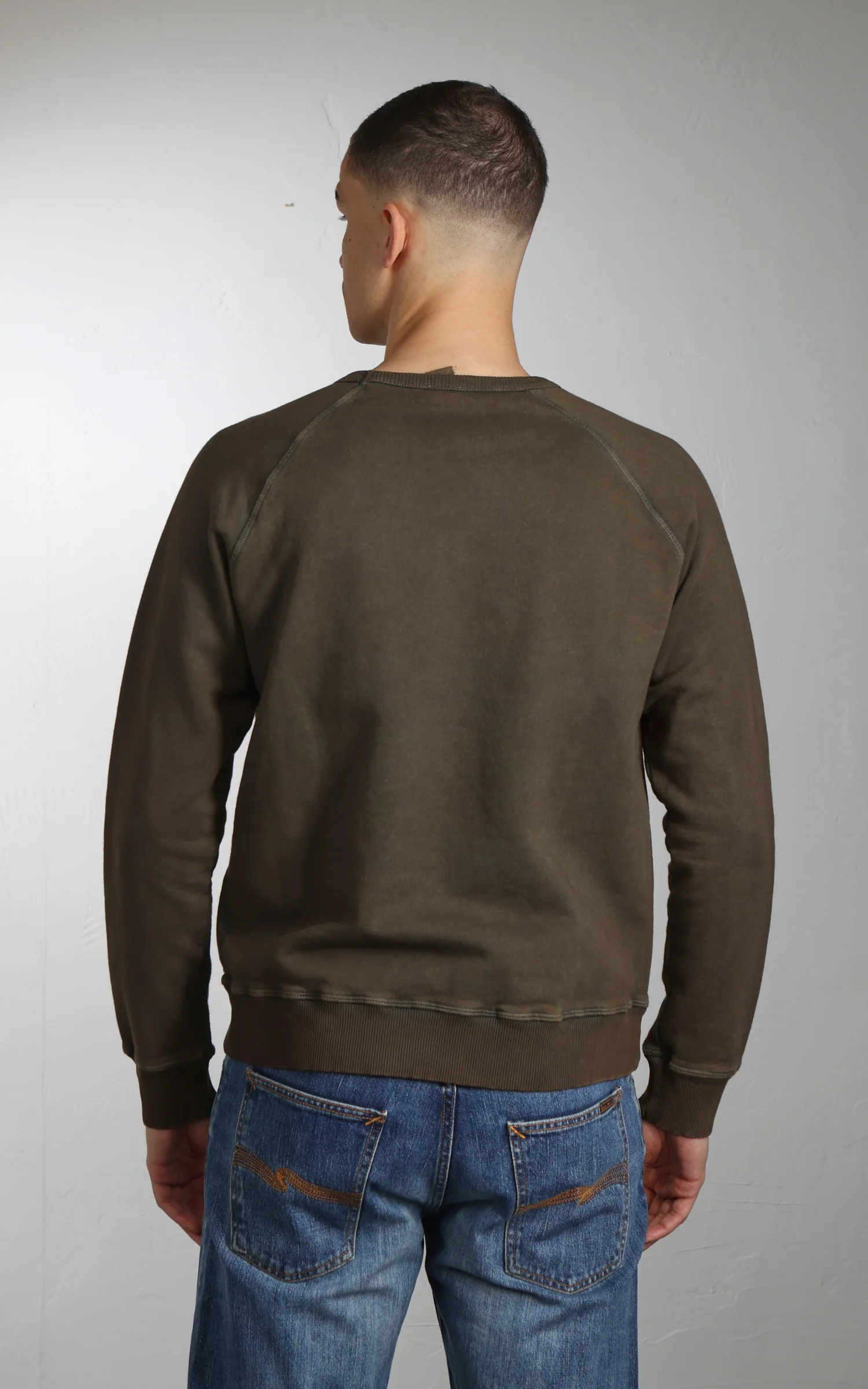 Flea-T Sweatshirt Weights Pigment Dyed Green - Image 6