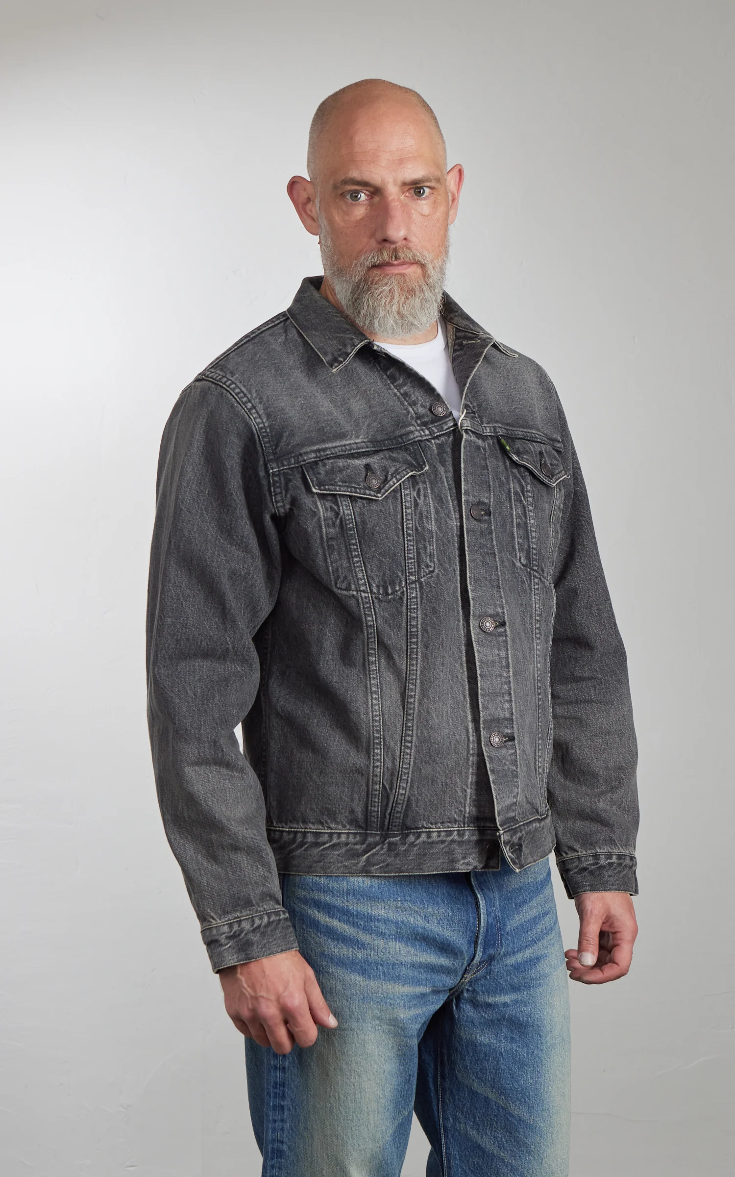 FOB Factory F2444 Type 3 Selvedge Denim Jacket Used Wash Black - Image 4