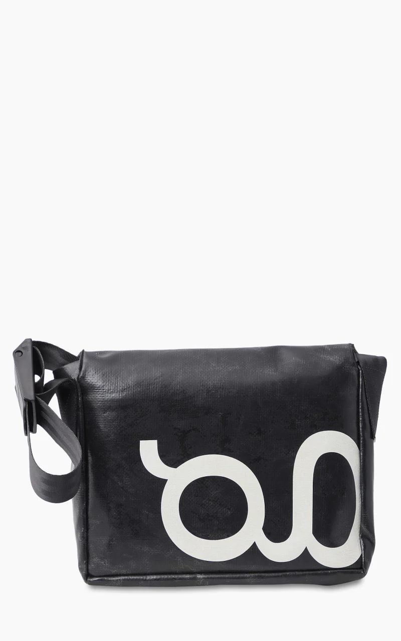 Freitag F11 Lassie Messenger Bag Classic S Black 20-1 - Image 2