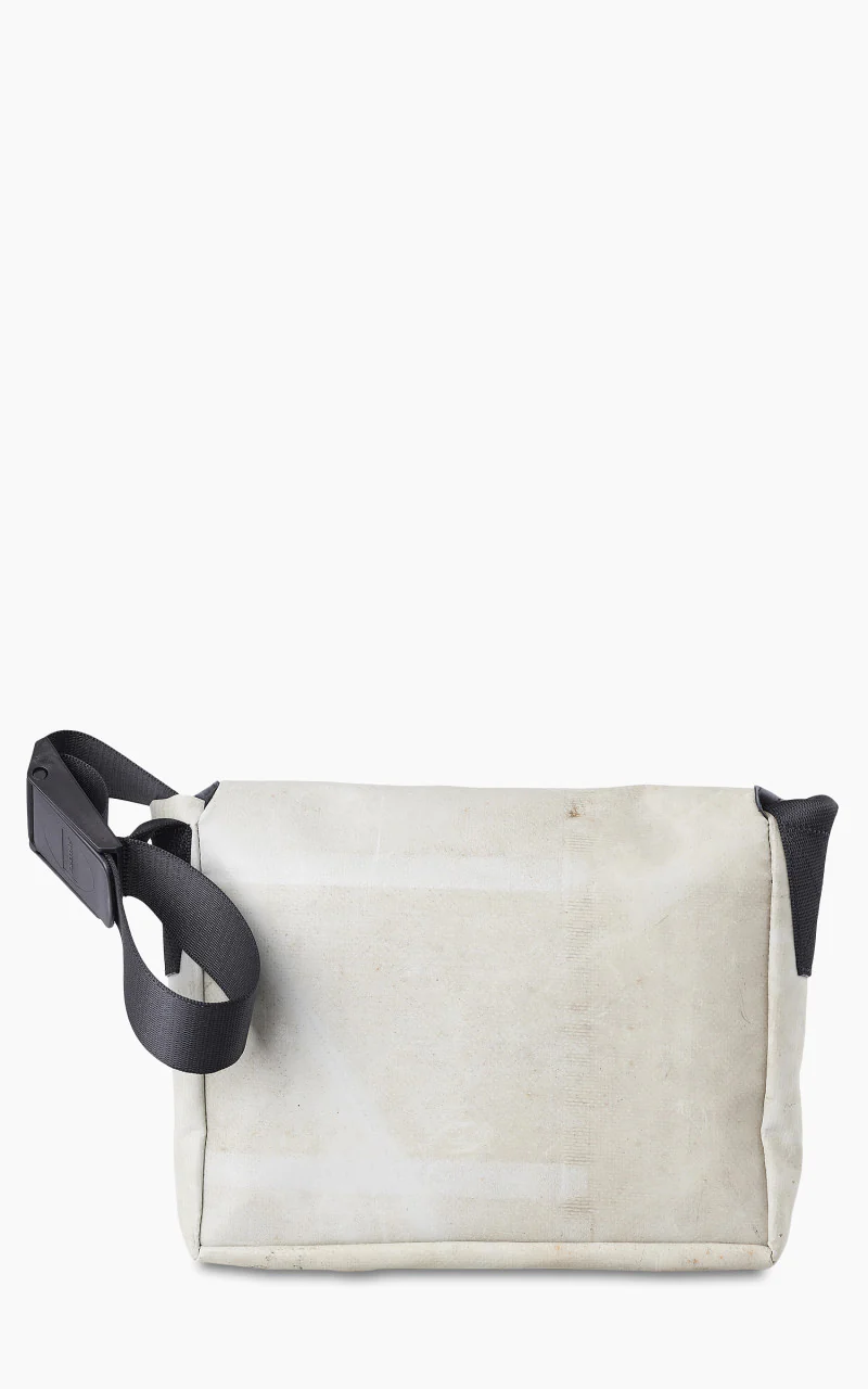 Freitag F11 Lassie Messenger Bag Classic S Silver 19-2 - Image 2