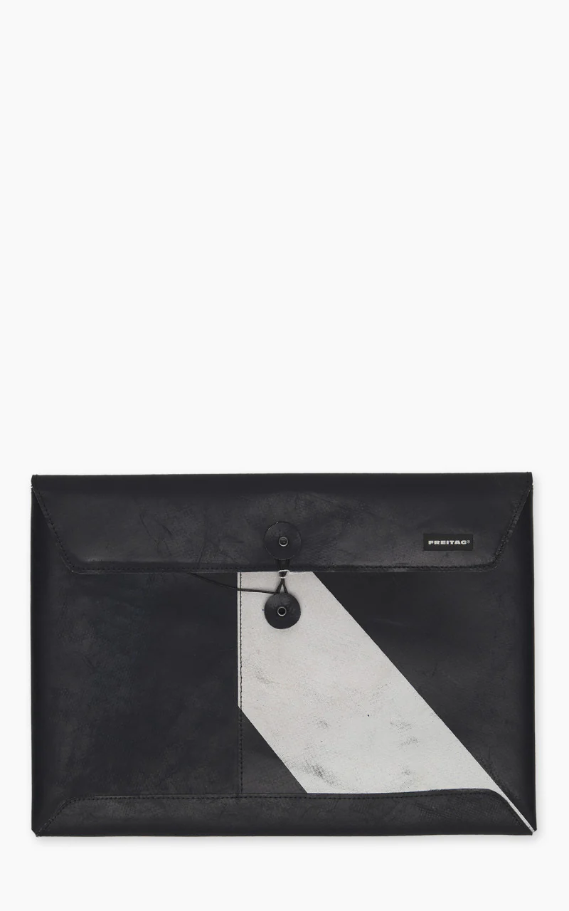 Freitag F411 Sleeve Padded Laptop Envelope 13"/14" Black 23-1