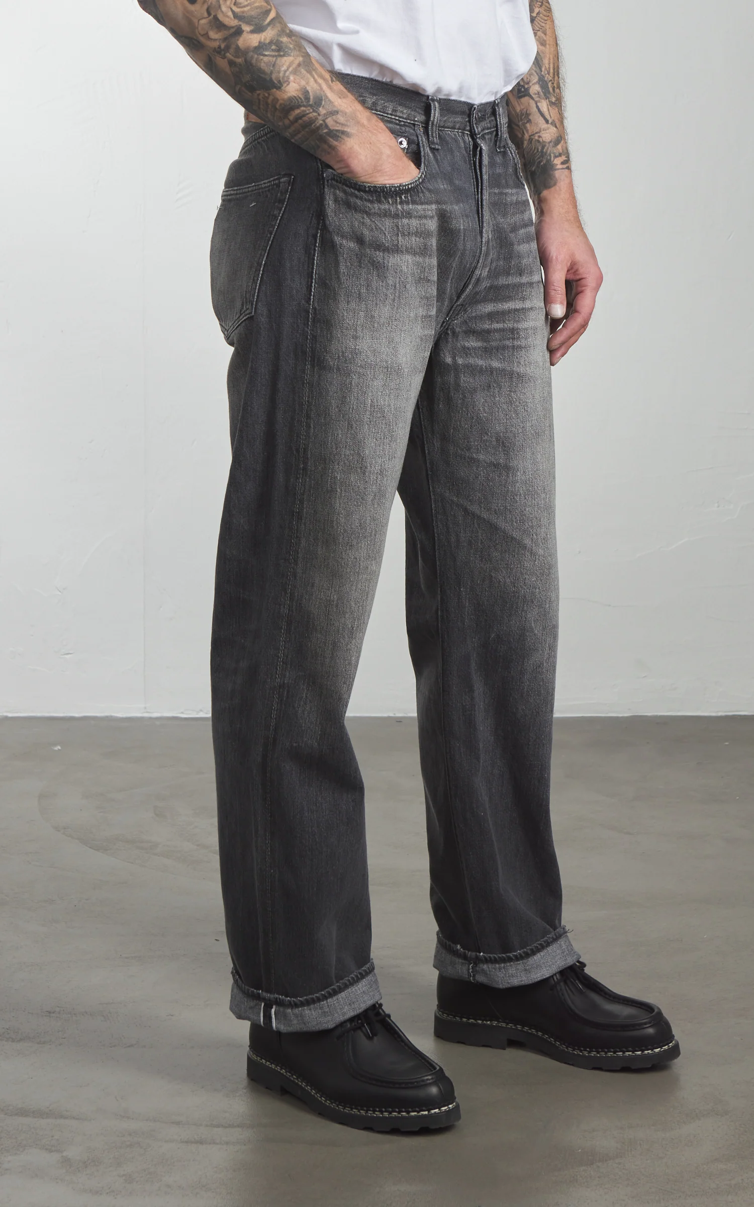 Fullcount 0105BKSSHW Wide Super Smooth Selvedge Denim Dartford Black - Image 2