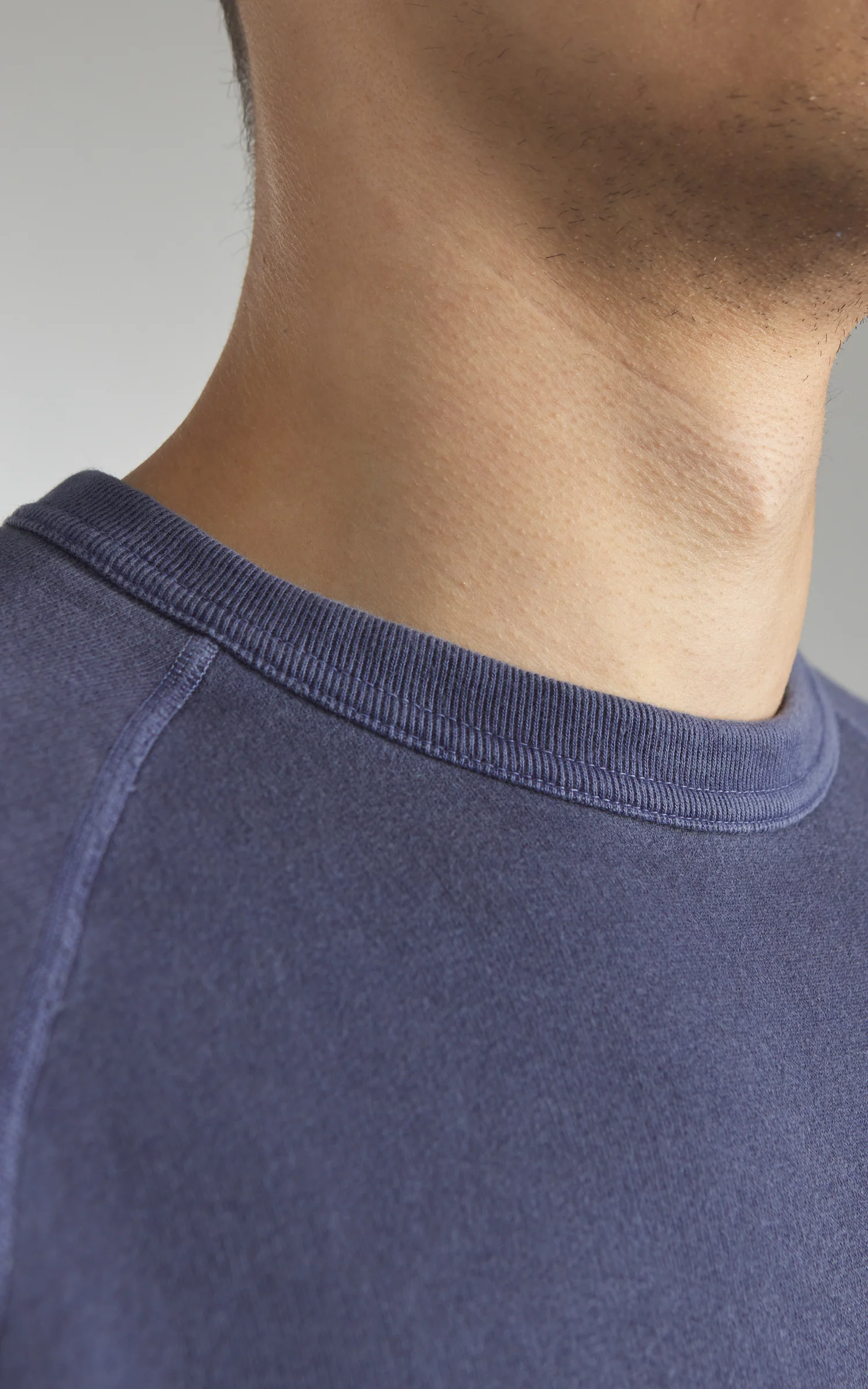 Good On Raglan Crew Sweatshirt P-Navy - Image 5