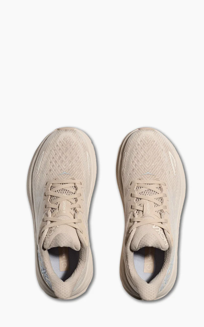 HOKA W Clifton 9 Cloud Shifting Sand/Eggnog - Image 3