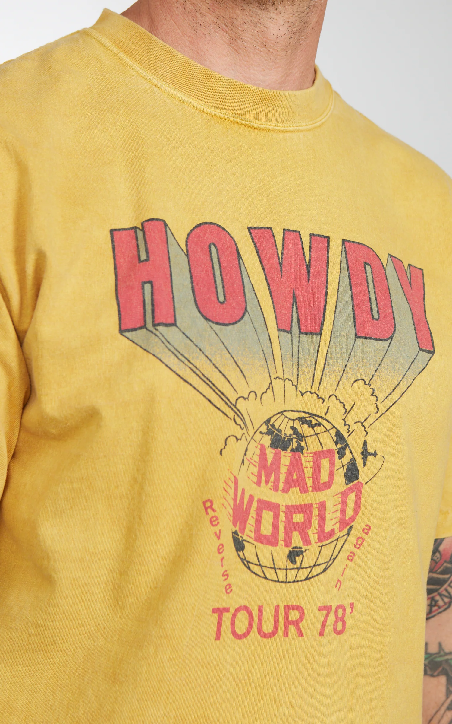Houston (Howdy) Pigment Print T-Shirt Mustard - Image 4