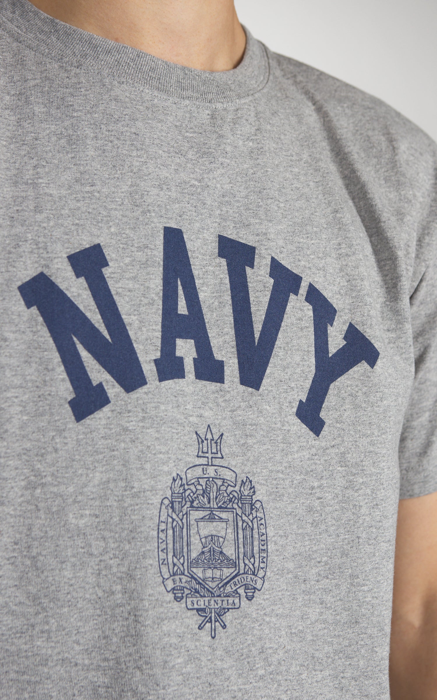 Houston (Navy) Print Tubular T-Shirt Heather Grey - Image 4