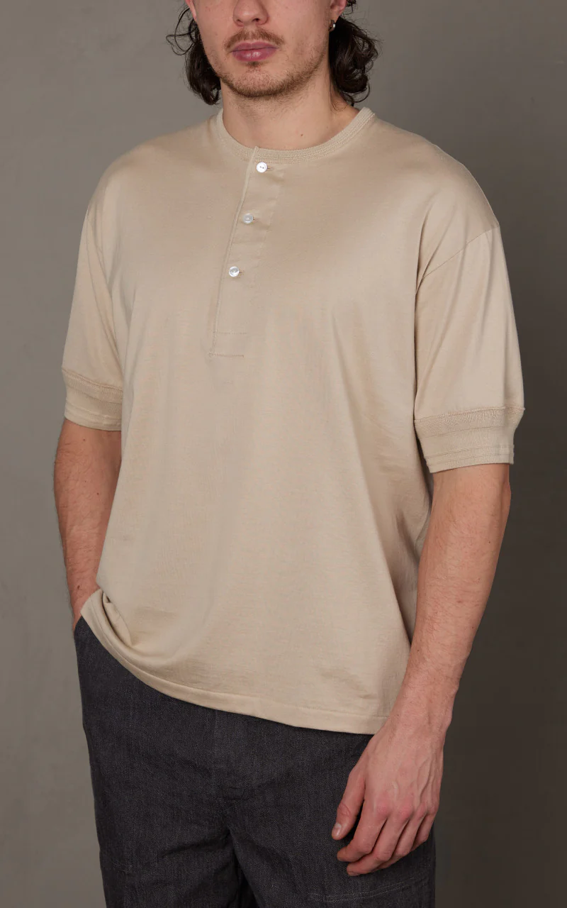 Kaptain Sunshine Suvin Supima Tube Henleyneck Tee Light Beige - Image 2