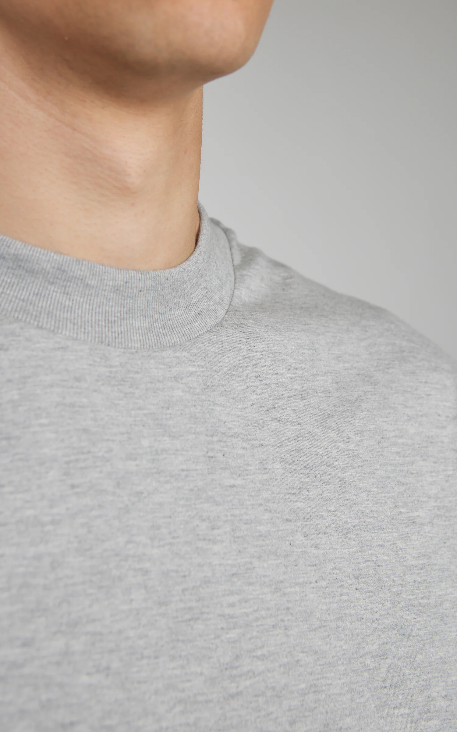 Kaptain Sunshine Suvin Supima Tube Tee Light Feather Grey - Image 4