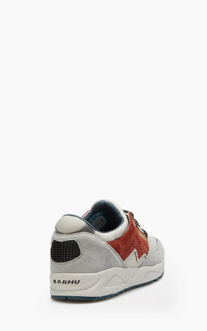 Karhu Aria 95 Dawn Blue/Hot Sauce - Image 4
