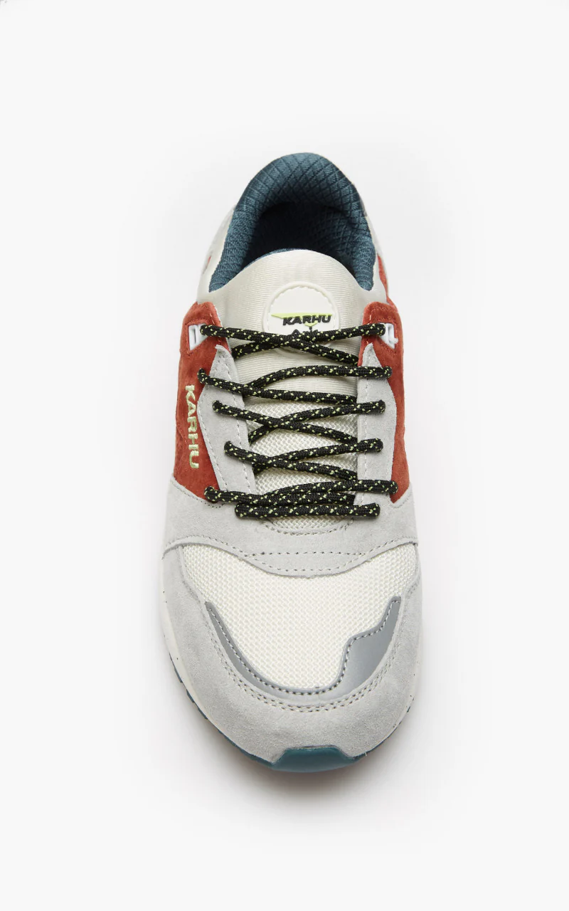 Karhu Aria 95 Dawn Blue/Hot Sauce - Image 5