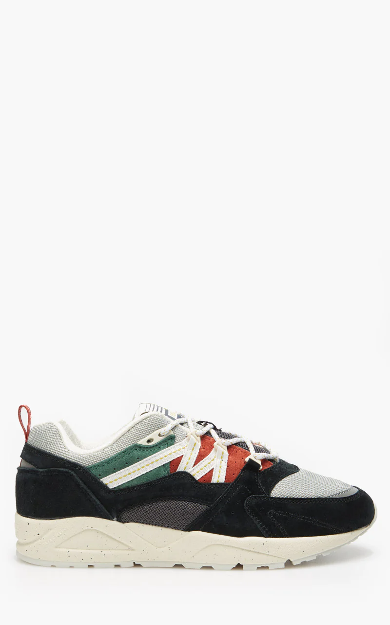 Karhu Fusion 2.0 Jet Black/Bright White