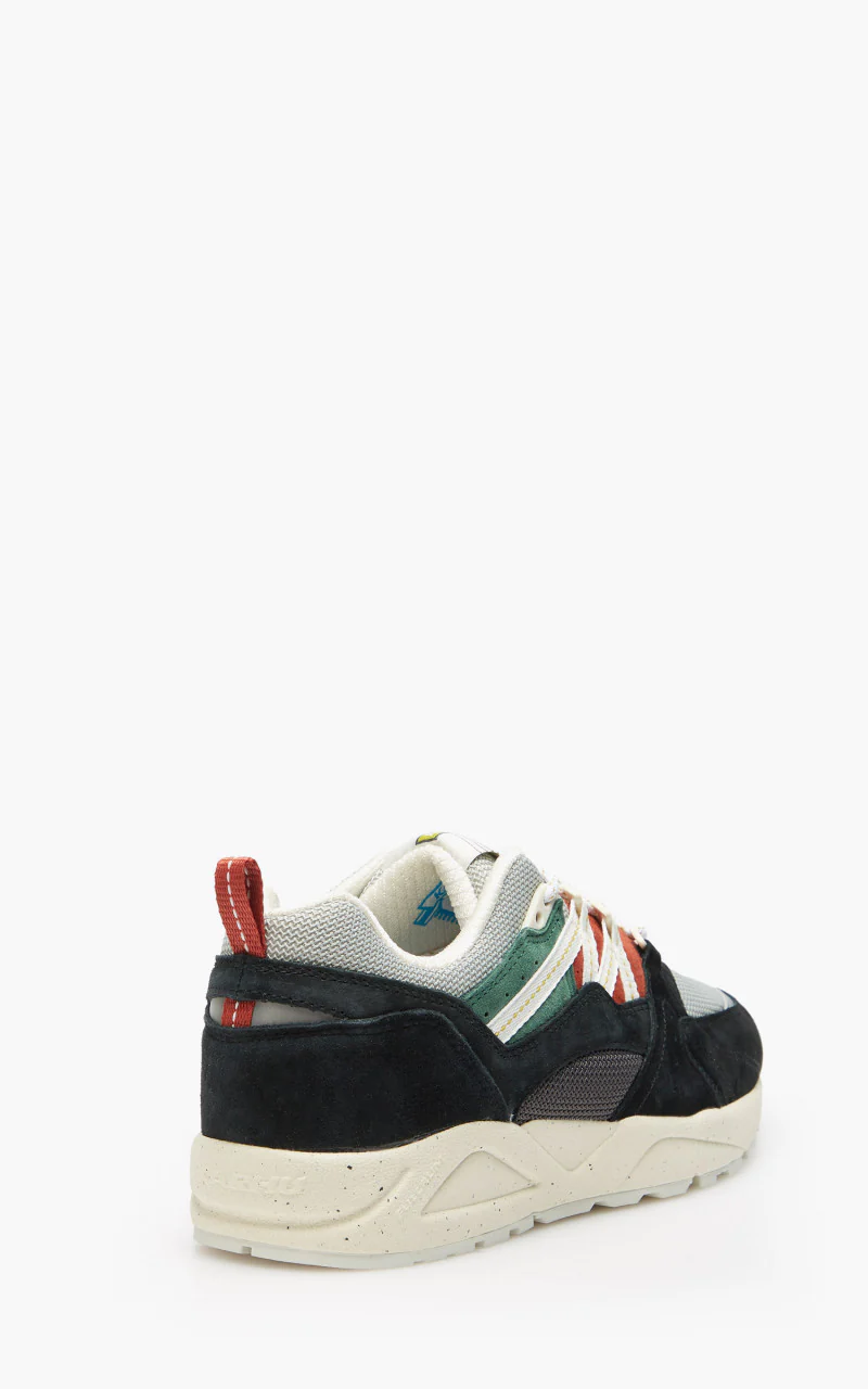 Karhu Fusion 2.0 Jet Black/Bright White - Image 4