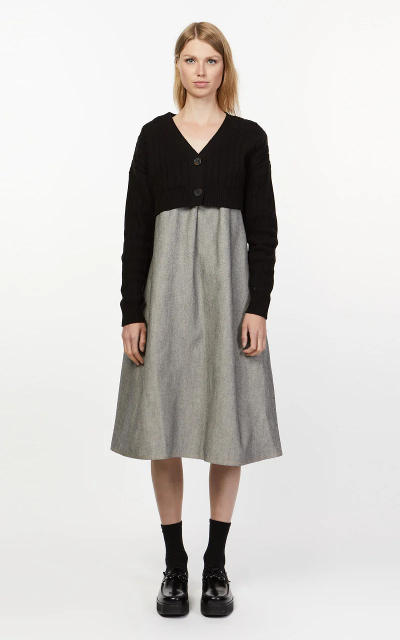KIMHEKIM Rebecca Cropped Cardigan Black - Image 2