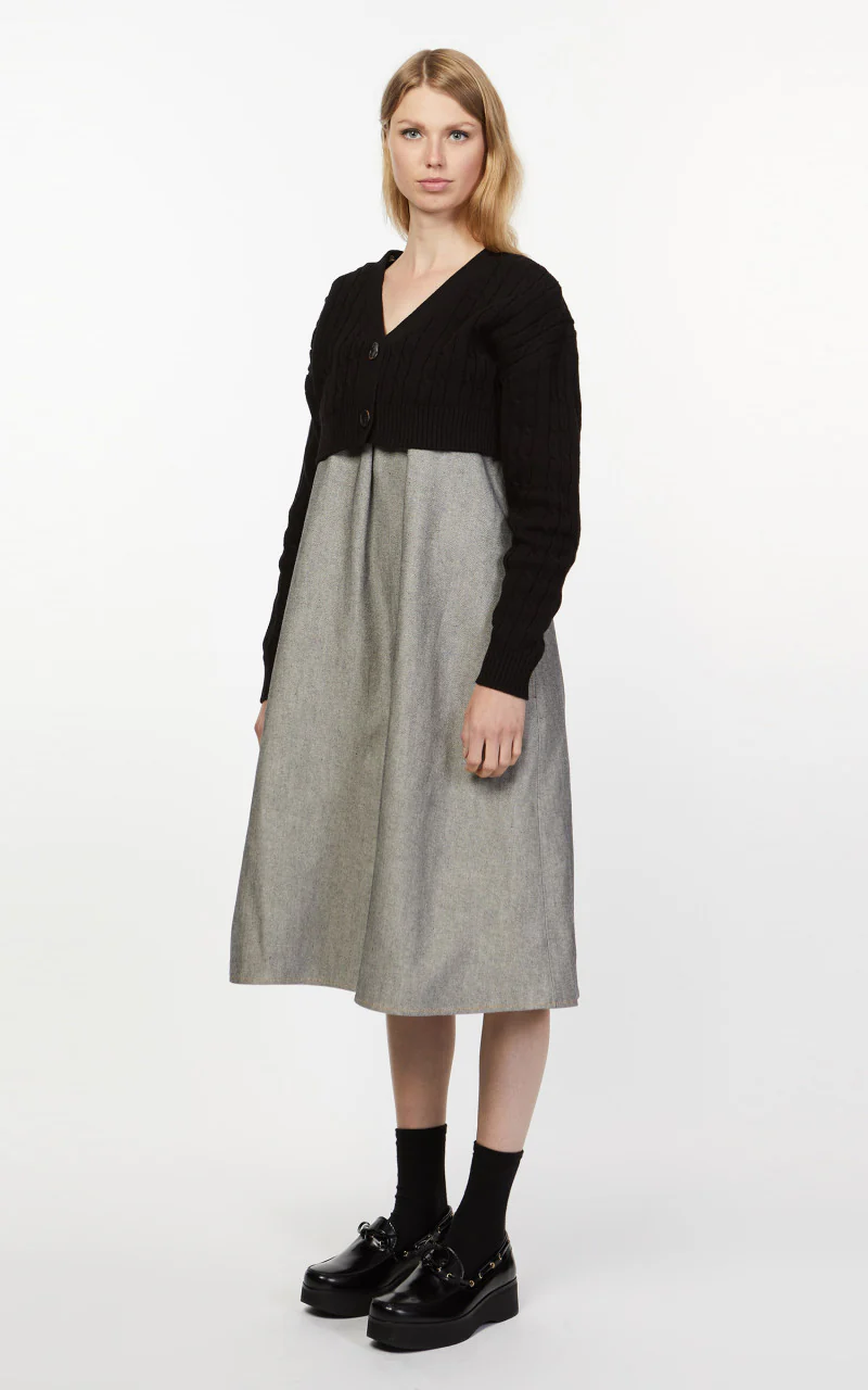 KIMHEKIM Rebecca Cropped Cardigan Black - Image 3