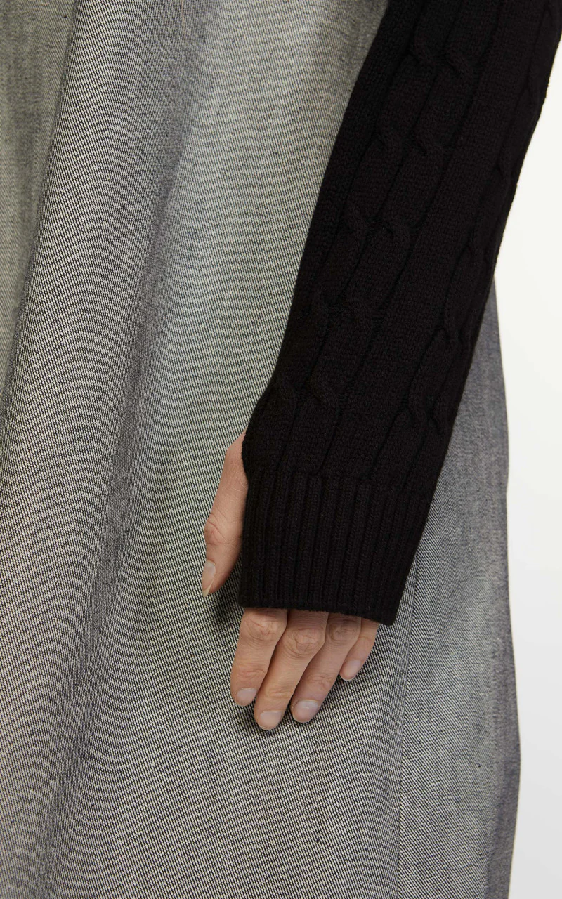 KIMHEKIM Rebecca Cropped Cardigan Black - Image 8