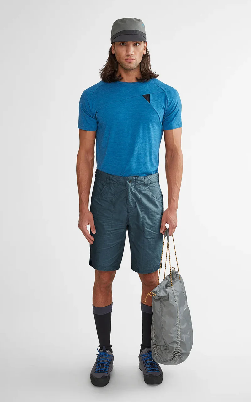 Klättermusen Ansur Shorts Raven Black - Image 3