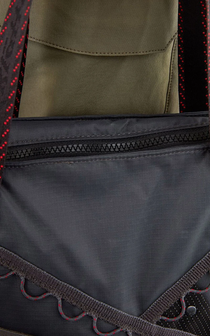Klättermusen Urur Bag 23L Raven - Image 5