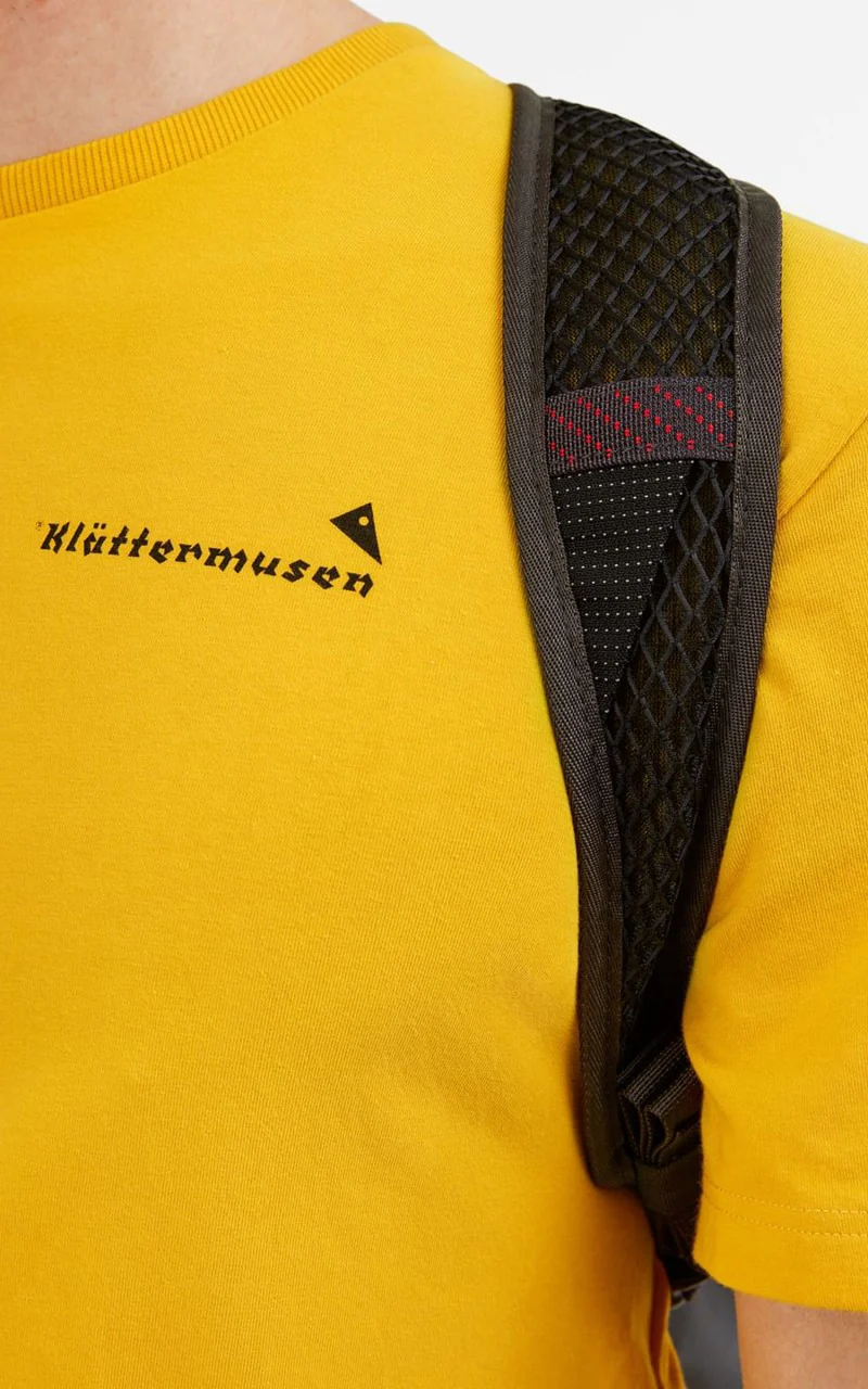 Klättermusen Urur Bag 23L Raven - Image 9