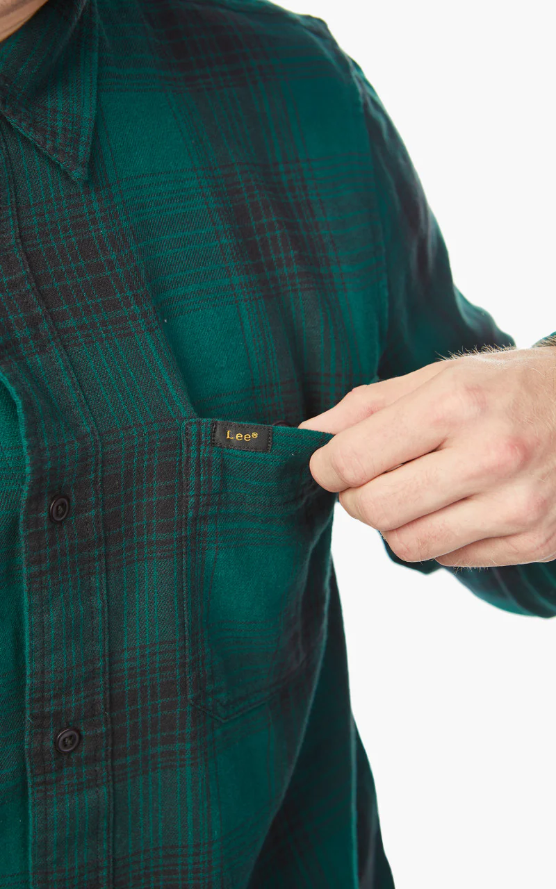 Lee Leesure Shirt Esmeralda - Image 6