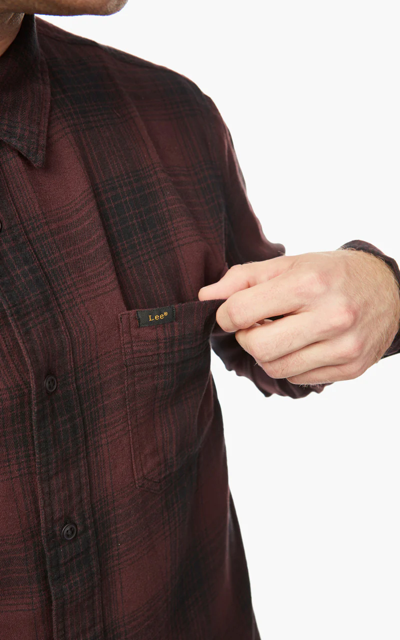 Lee Leesure Shirt Velvet Beet - Image 6