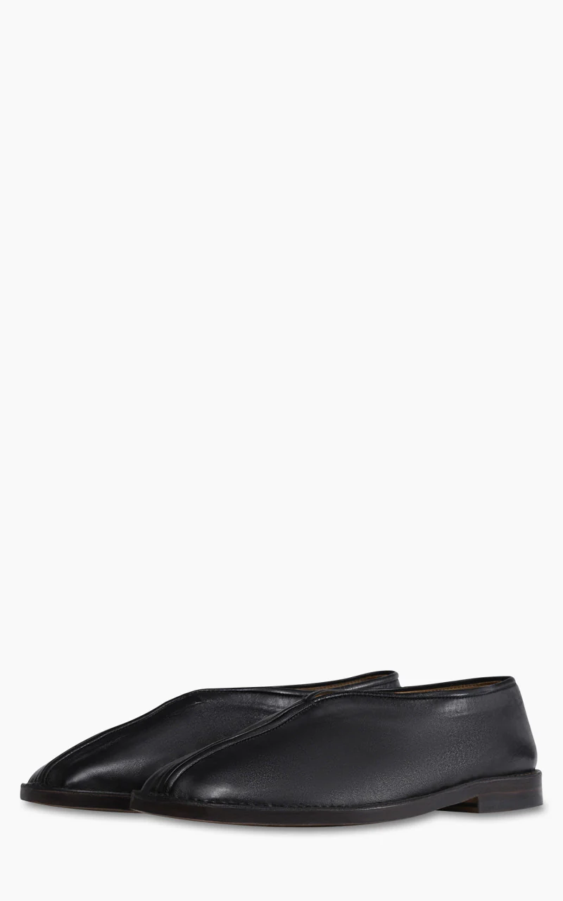 Lemaire Flat Piped Slippers Shiny Nappa Leather Black - Image 3