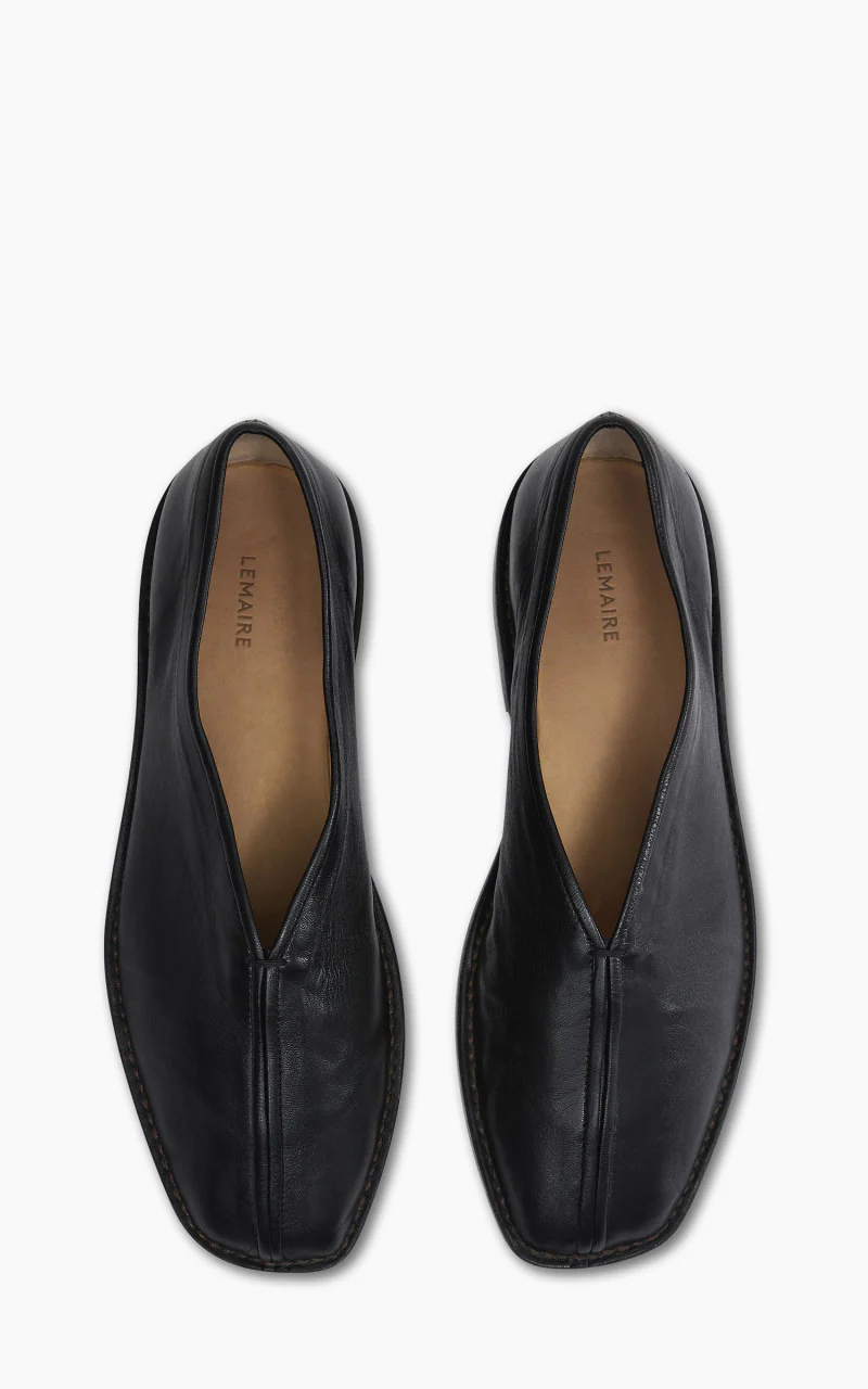 Lemaire Flat Piped Slippers Shiny Nappa Leather Black - Image 5