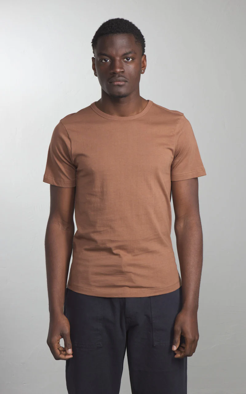 Merz b. Schwanen 1950s Crew Neck Tee Nut - Image 2