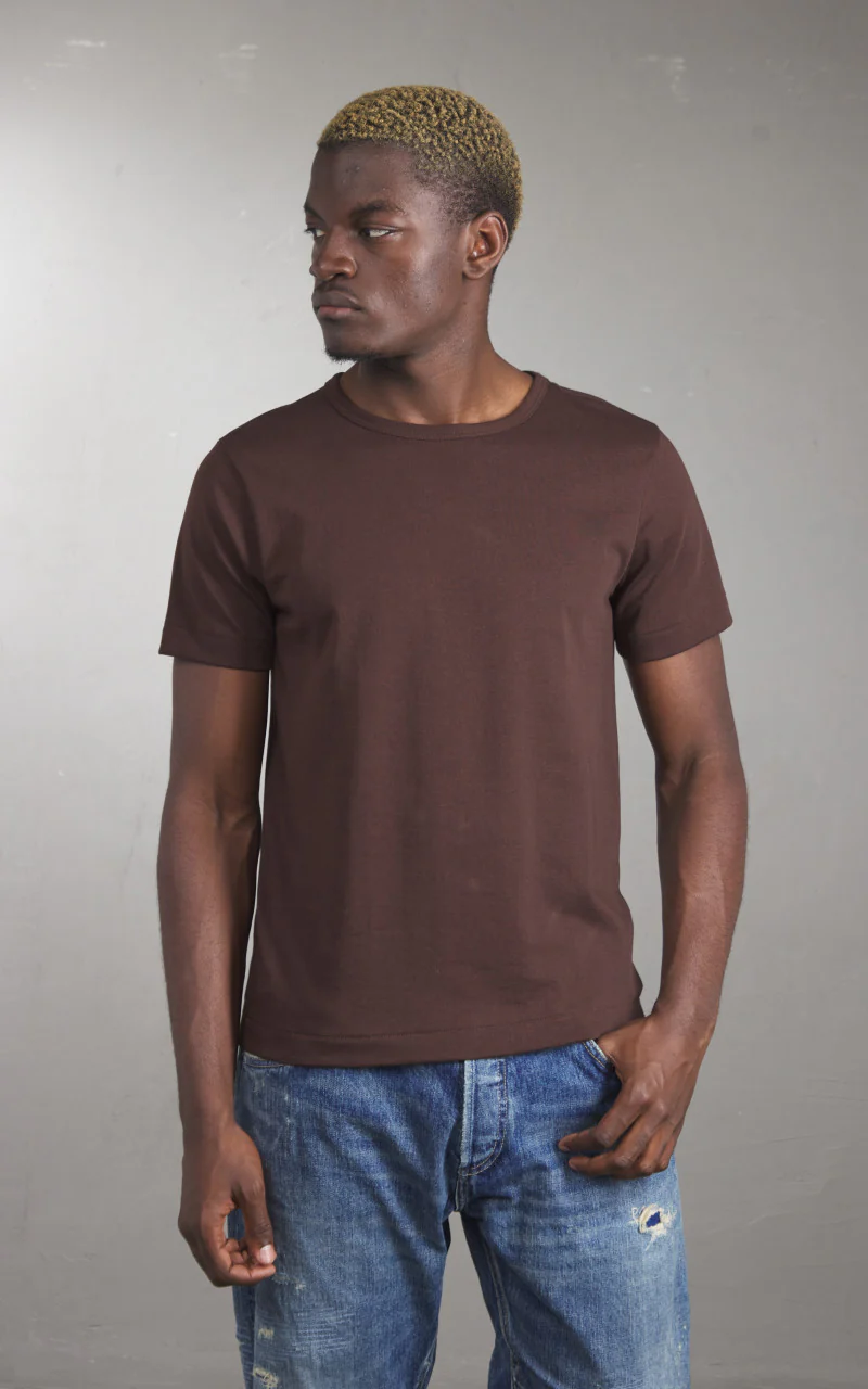 Merz b. Schwanen 215 Heavyweight Crew Neck Tee Coffee - Image 2