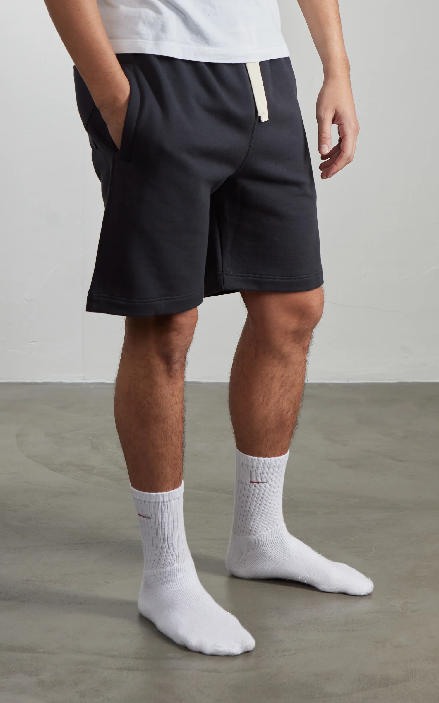 Merz b. Schwanen 356 Sweat Shorts Charcoal - Image 4