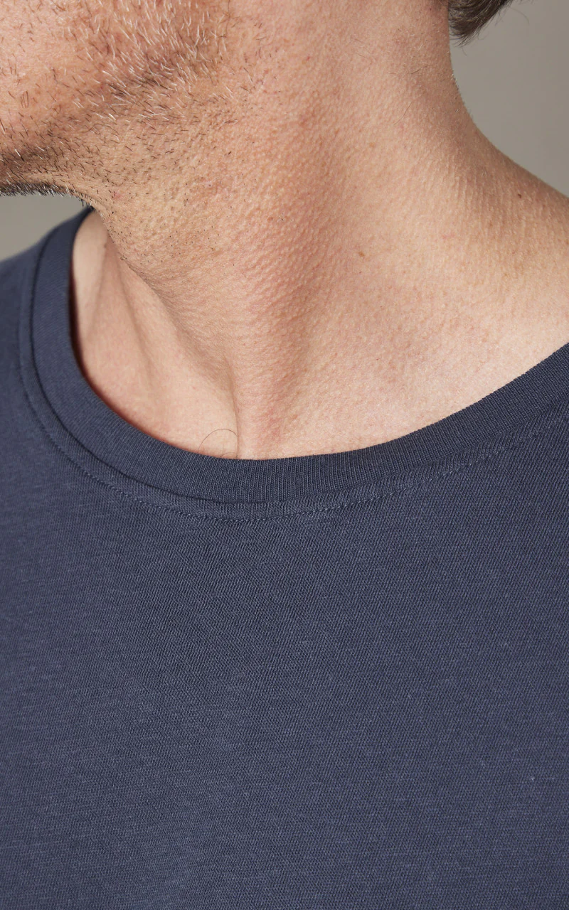 Merz b. Schwanen CT02VJ Crew Neck Tee Denim Blue - Image 5