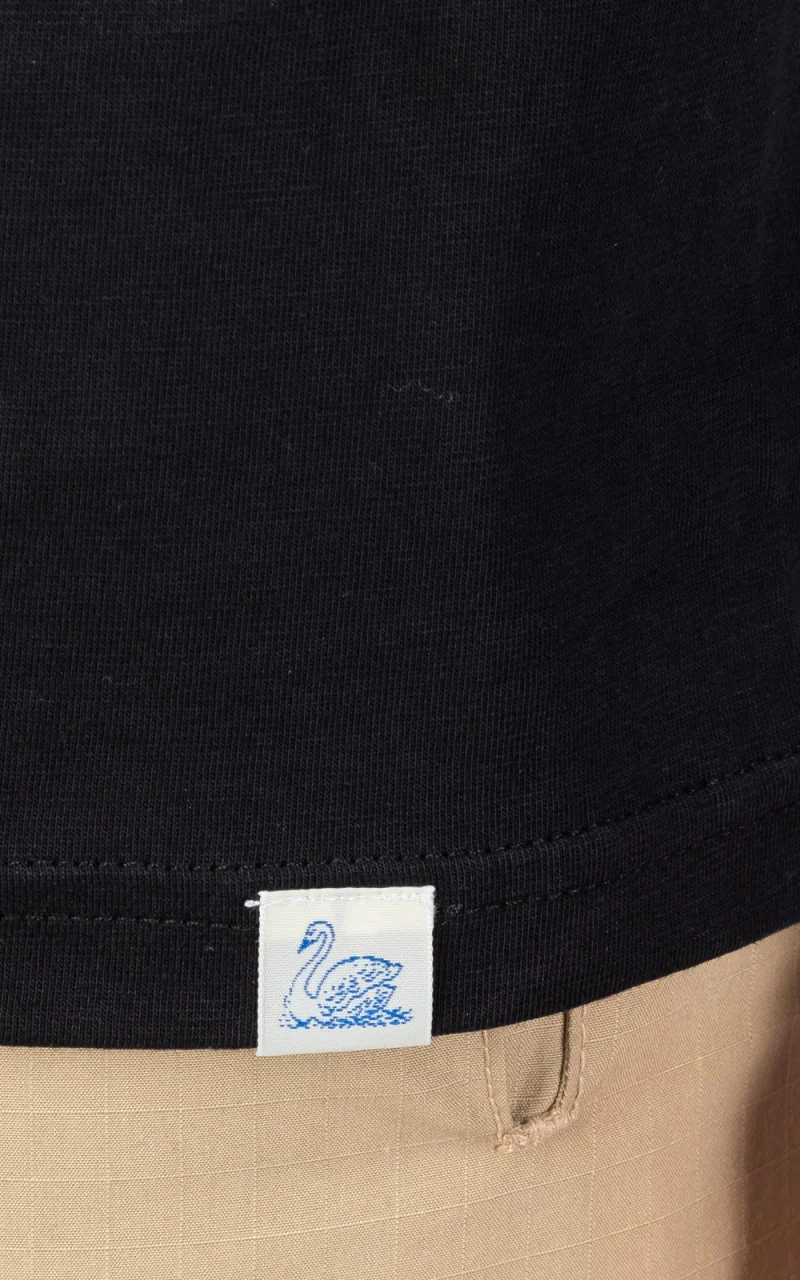Merz b. Schwanen CTP01 Crew Neck Pocket Tee Deep Black - Image 6