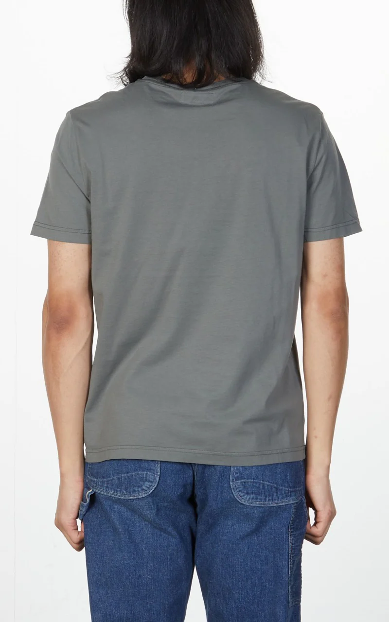 Merz b. Schwanen CTP02 Crew Neck Pocket Tee Army - Image 3