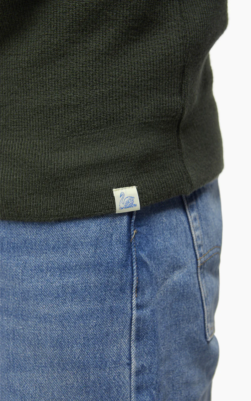 Merz b. Schwanen MWCC01 Classic Crew Merino Pullover Army - Image 8