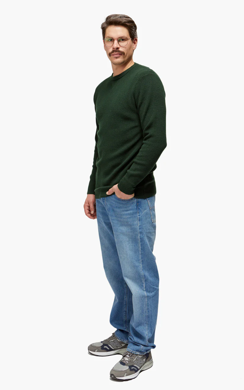 Merz b. Schwanen MWCC01 Classic Crew Merino Pullover Forest - Image 3